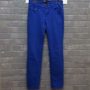 BDG blue skinny jeans 28 x 30